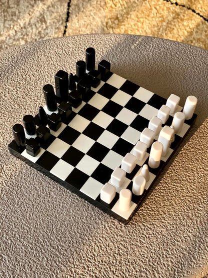 Carlo Chess Set