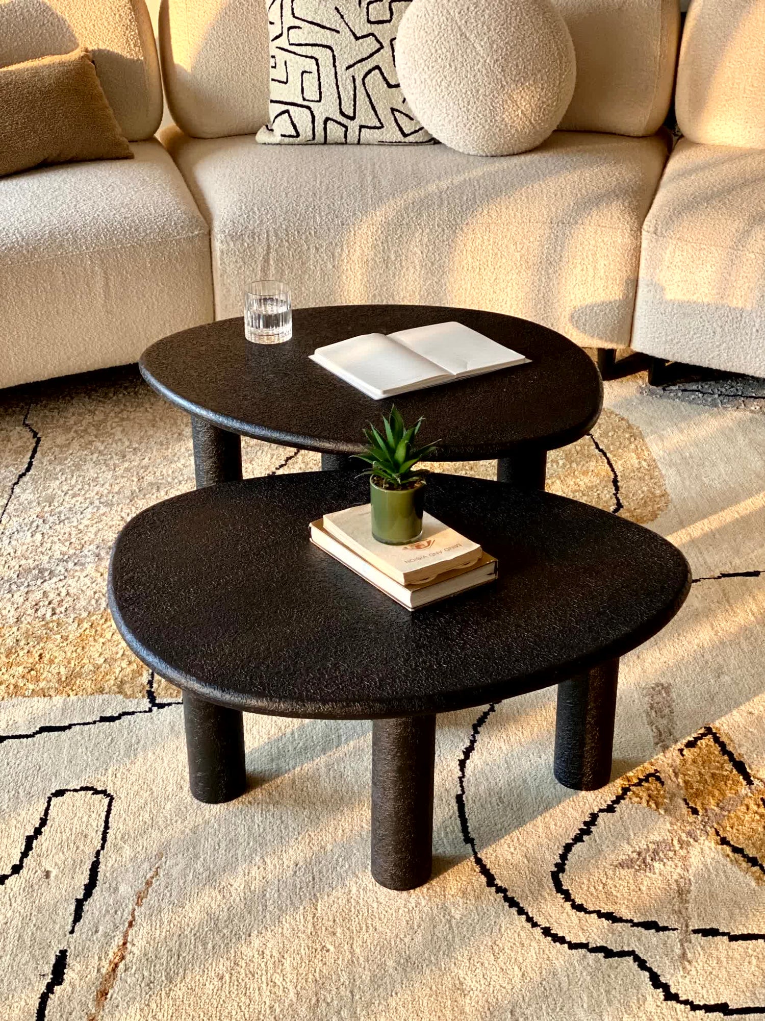 Odessa Nesting Tables - Black (Set of 2)