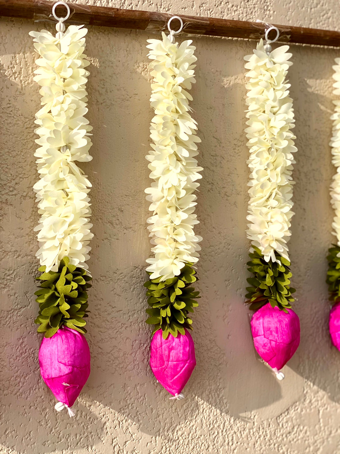 Festive Shubh Lotus Latkan - Set of 10(Small)