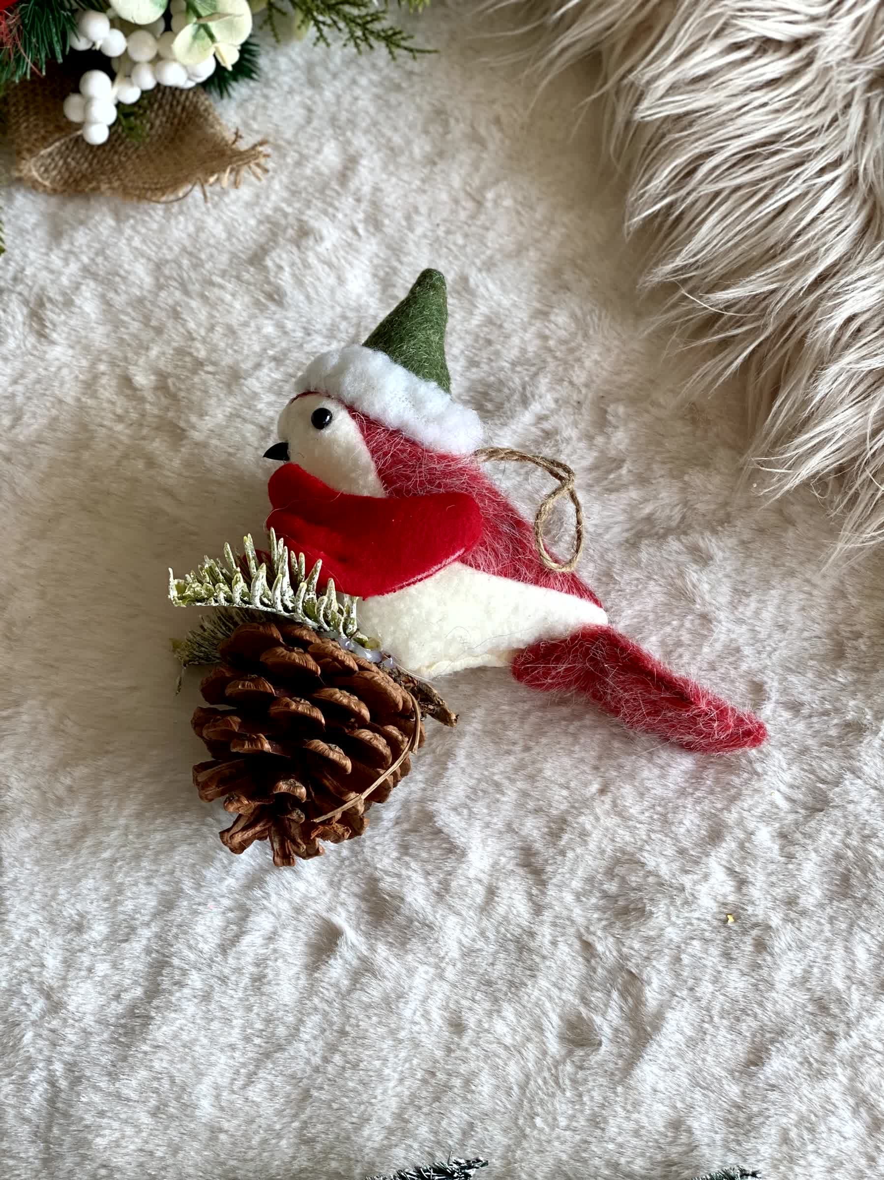 Christmas Holly Bird Hanging - Set of 2