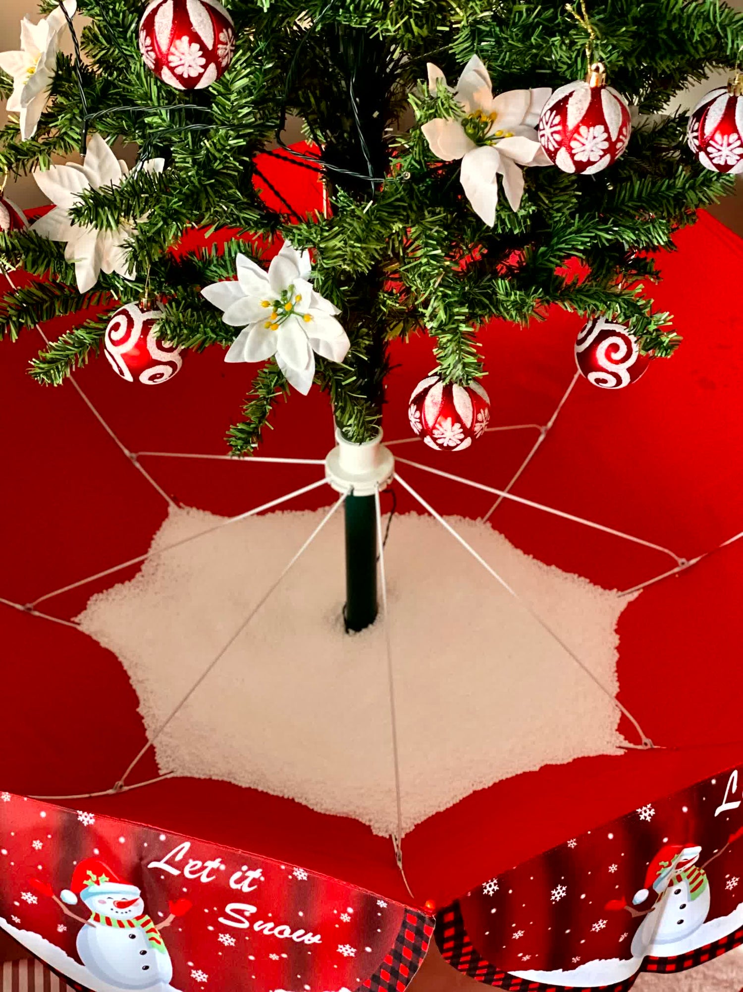 Christmas Bloom &amp; Bauble Canopy Tree