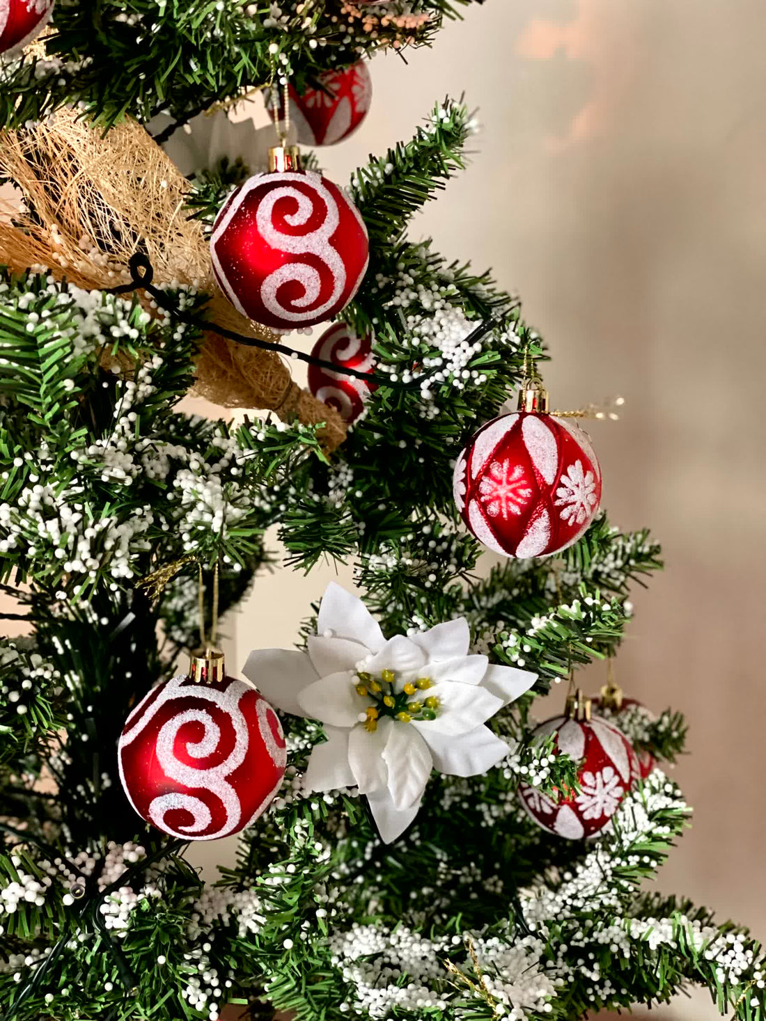 Christmas Bloom &amp; Bauble Canopy Tree