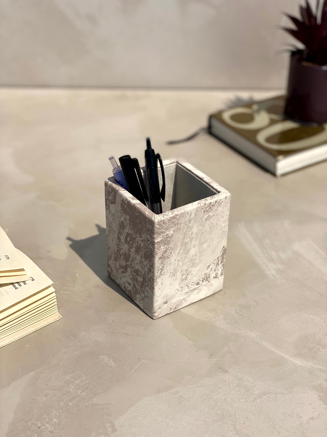 Indo Latte Pen holder