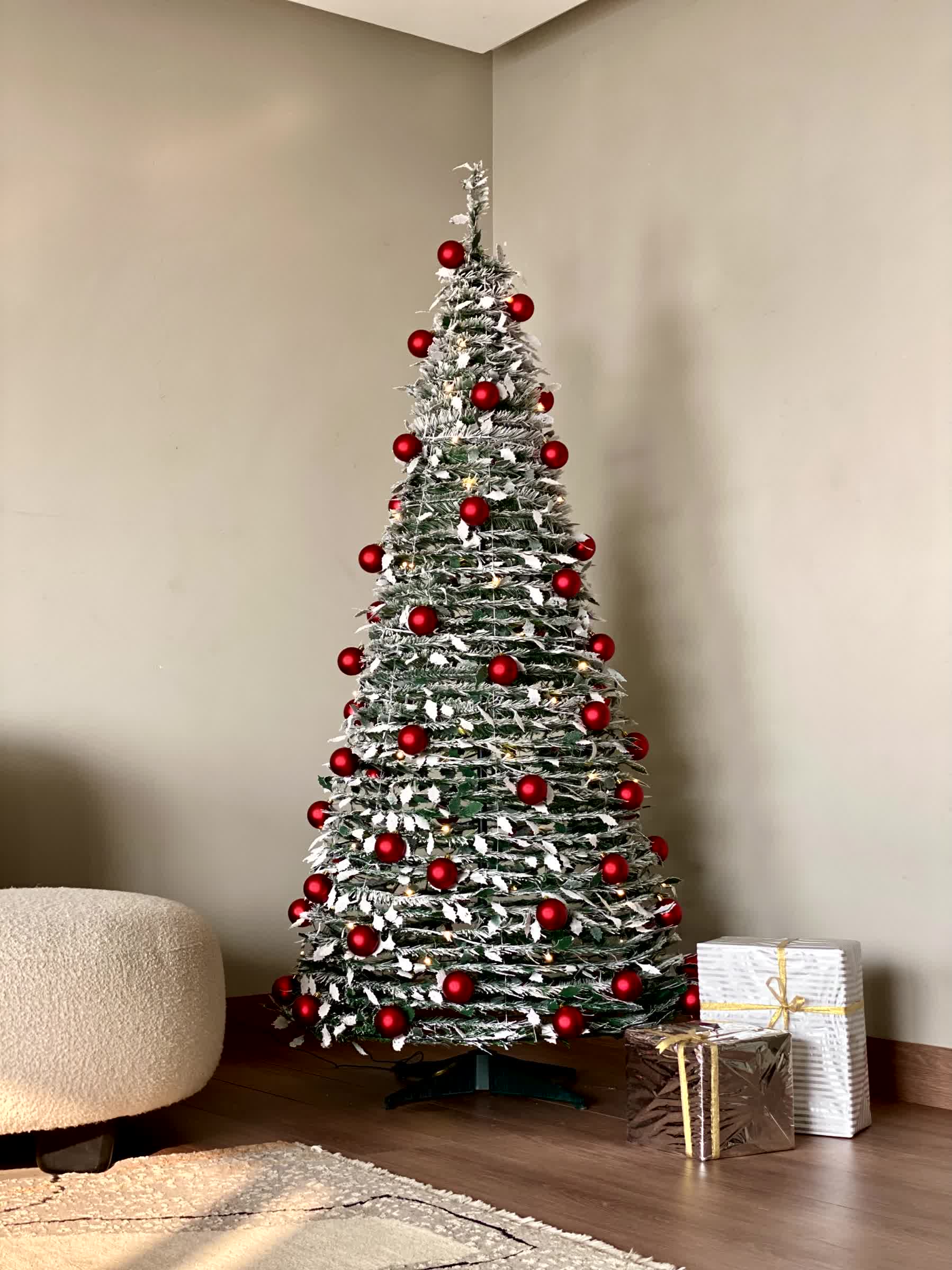 Christmas Shimmering Pine Tree - 6 Feet