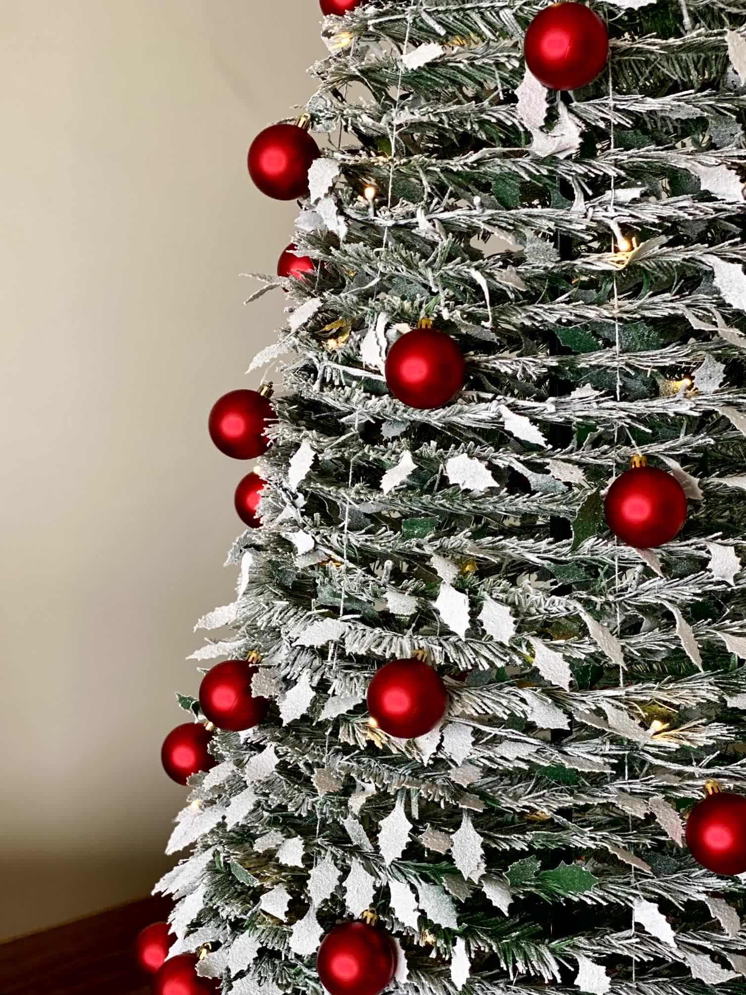 Christmas Shimmering Pine Tree - 6 Feet