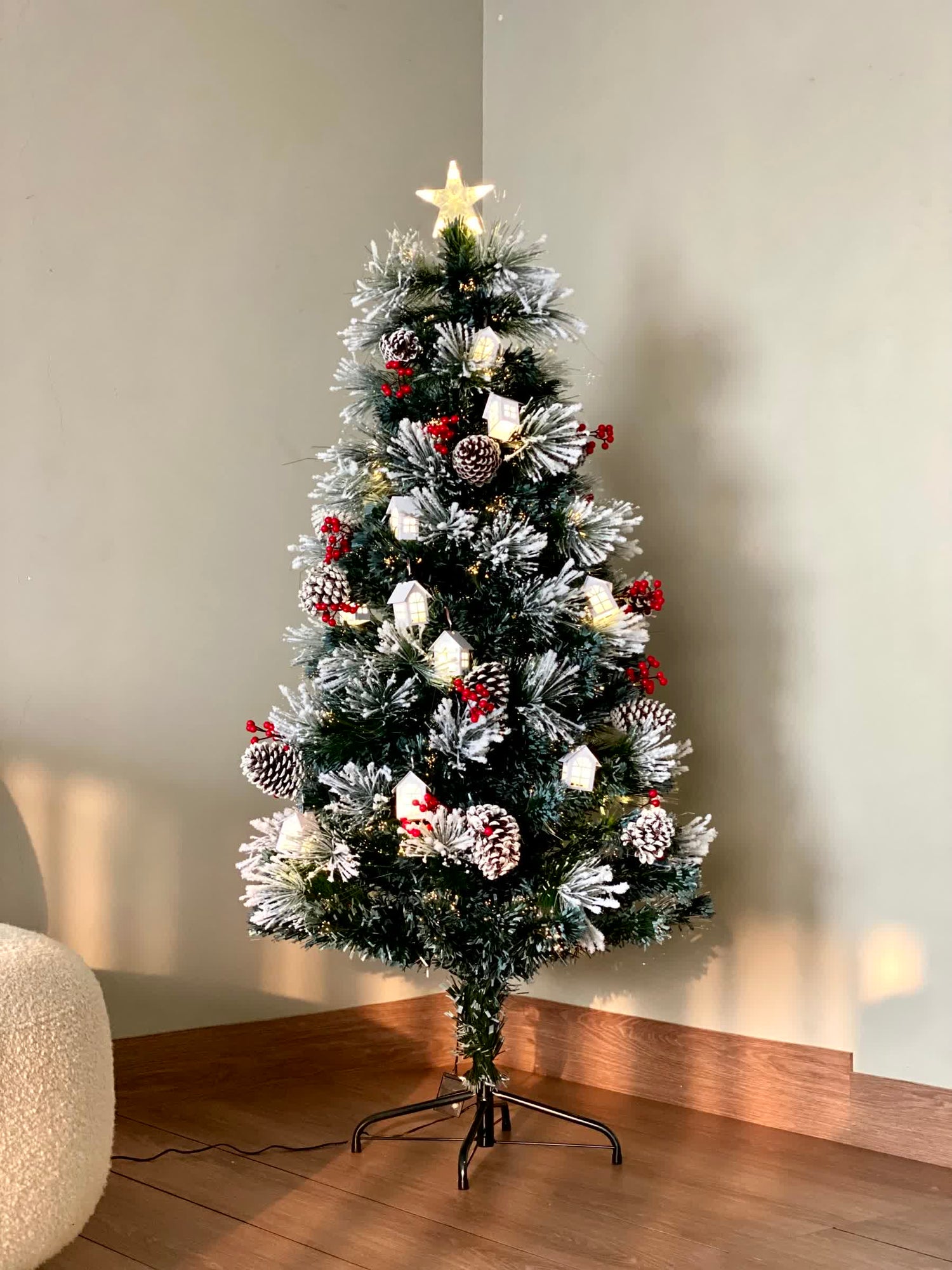 Christmas Frosted Sparkling Tree - 5 Feet