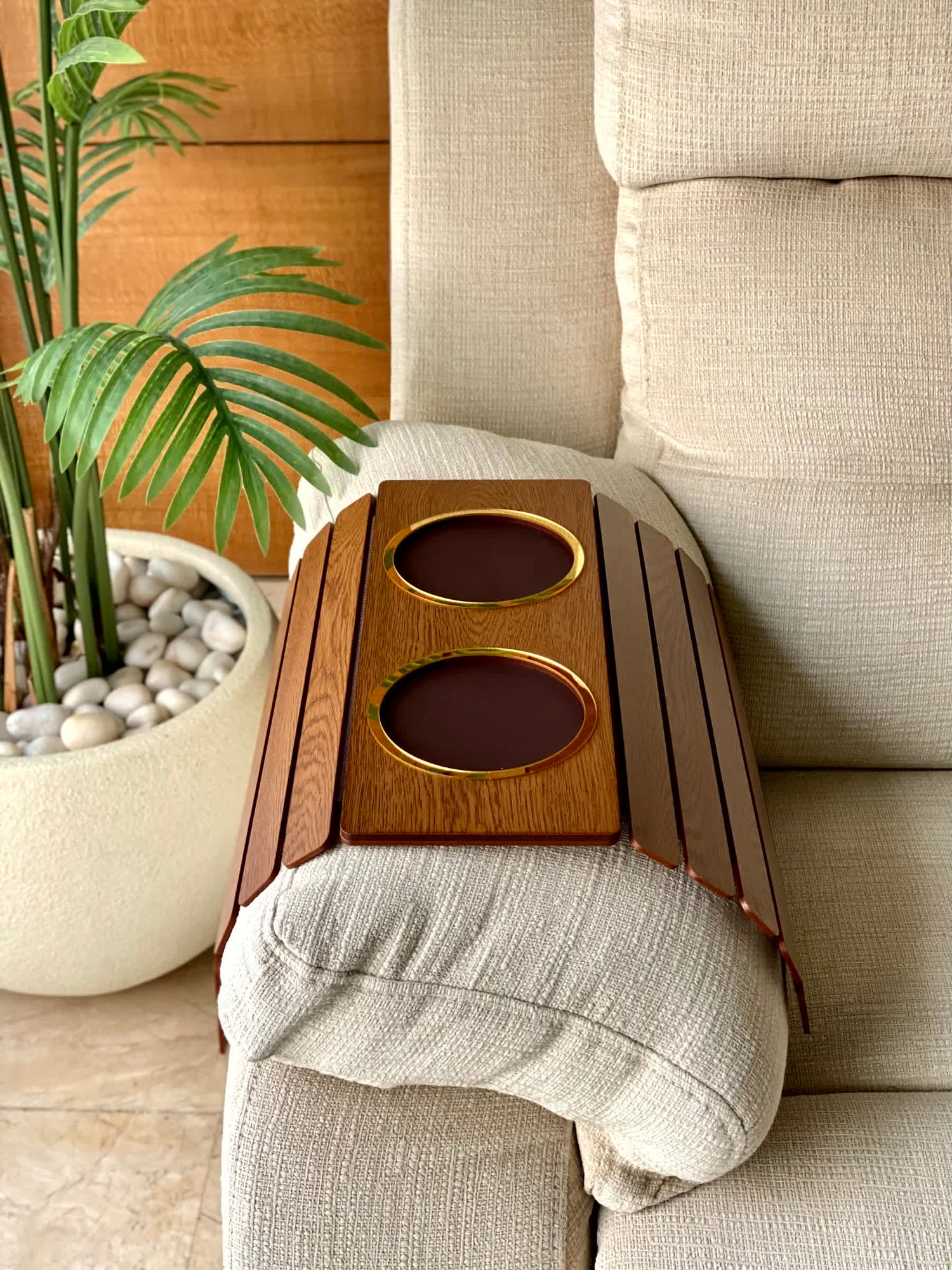 Elm Aura Armrest Tray