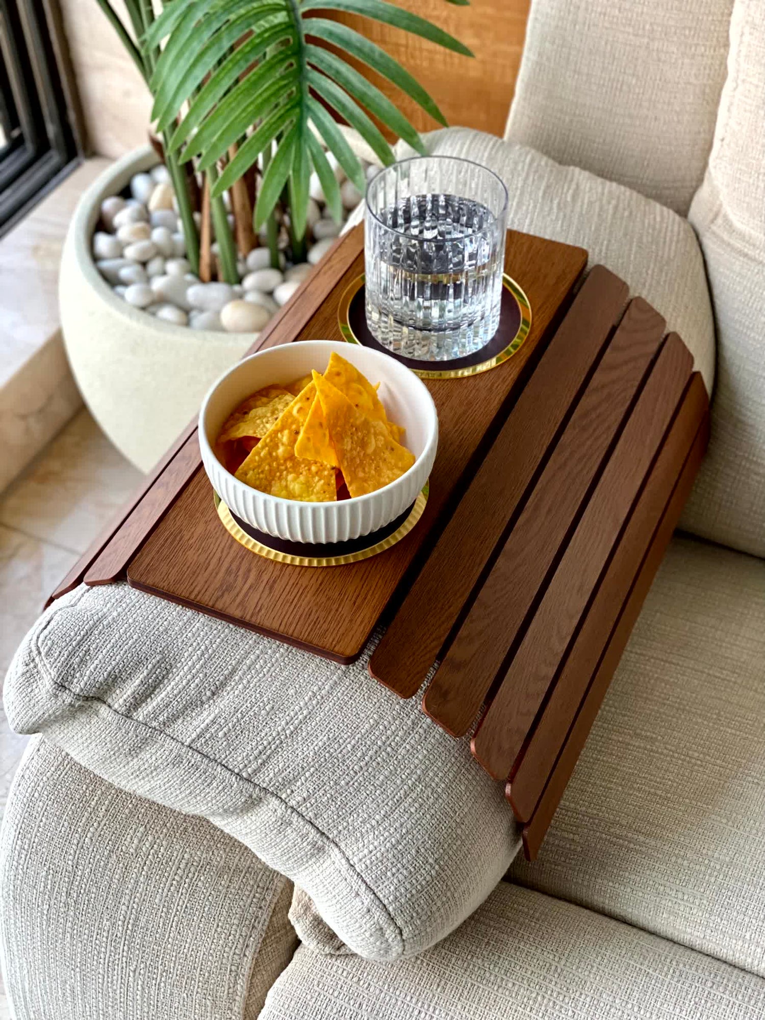 Elm Aura Armrest Tray