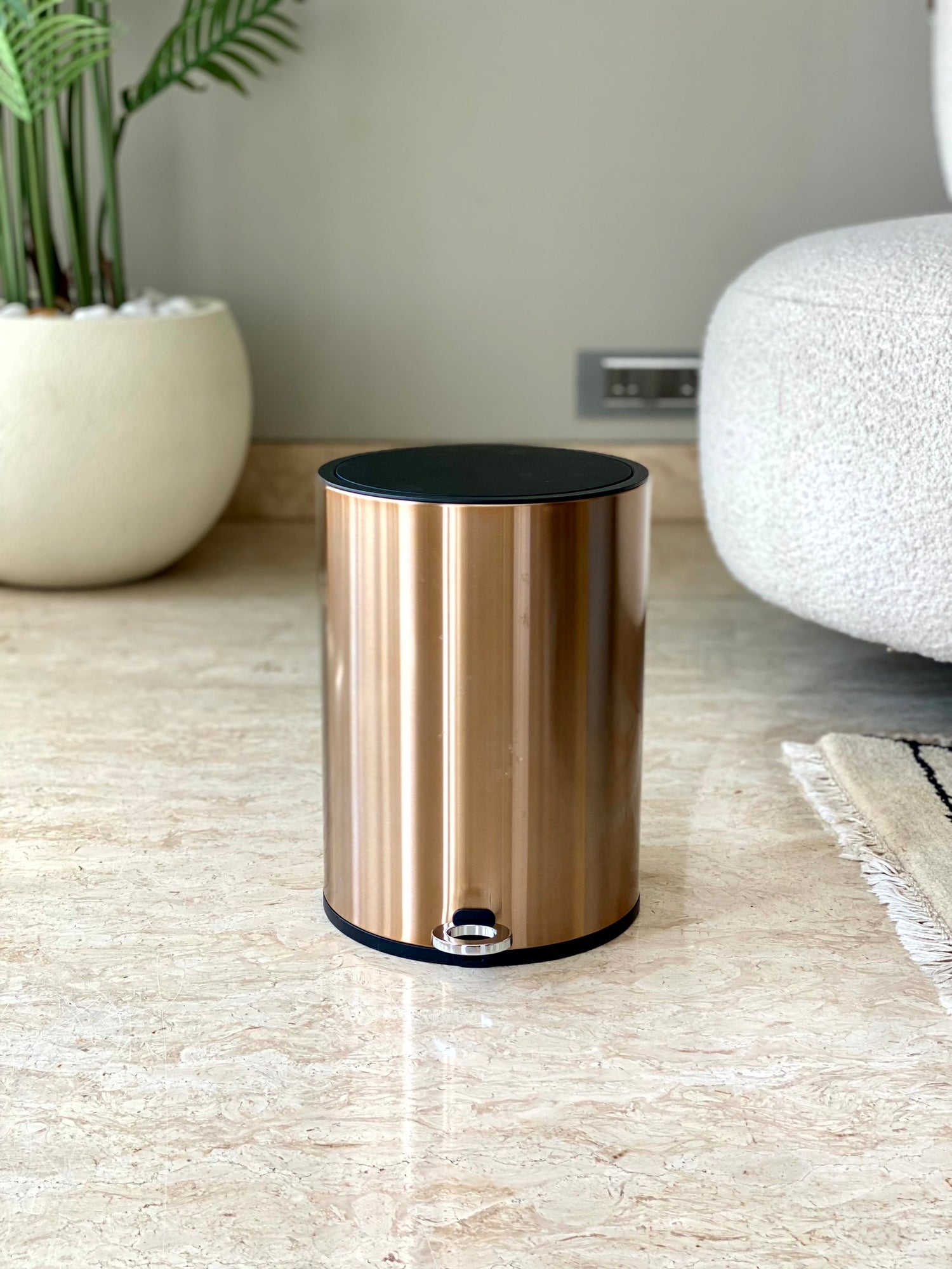 Trev Metallic Dustbin - Rosegold (6L)