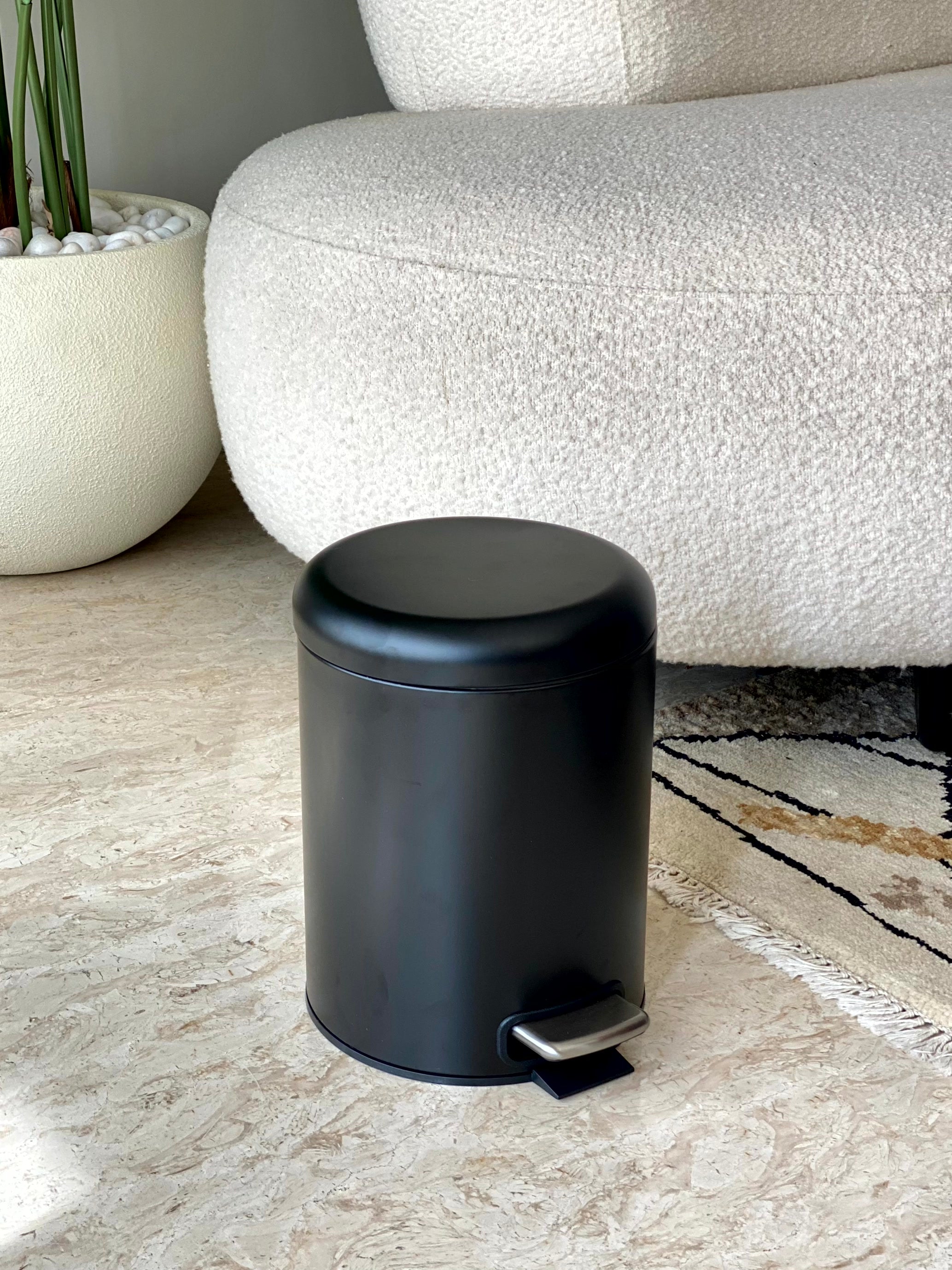 Carbon Black Metallic Dustbin (5L)