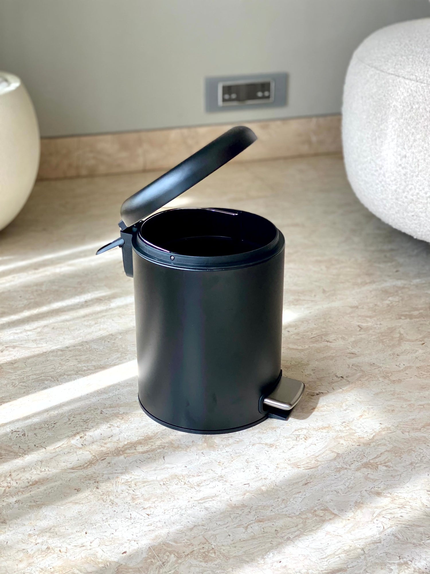 Carbon Black Metallic Dustbin (5L)