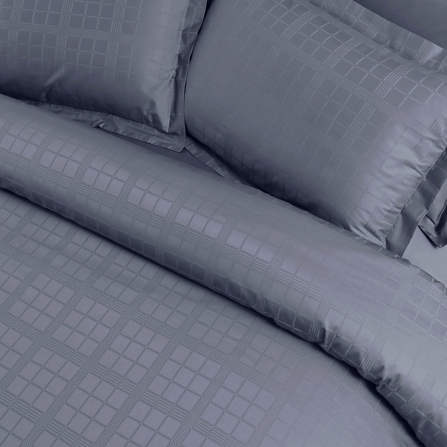 Jacquard Duvet Cover Set with King Size Bedsheet and 4 Pillow Covers-Grey