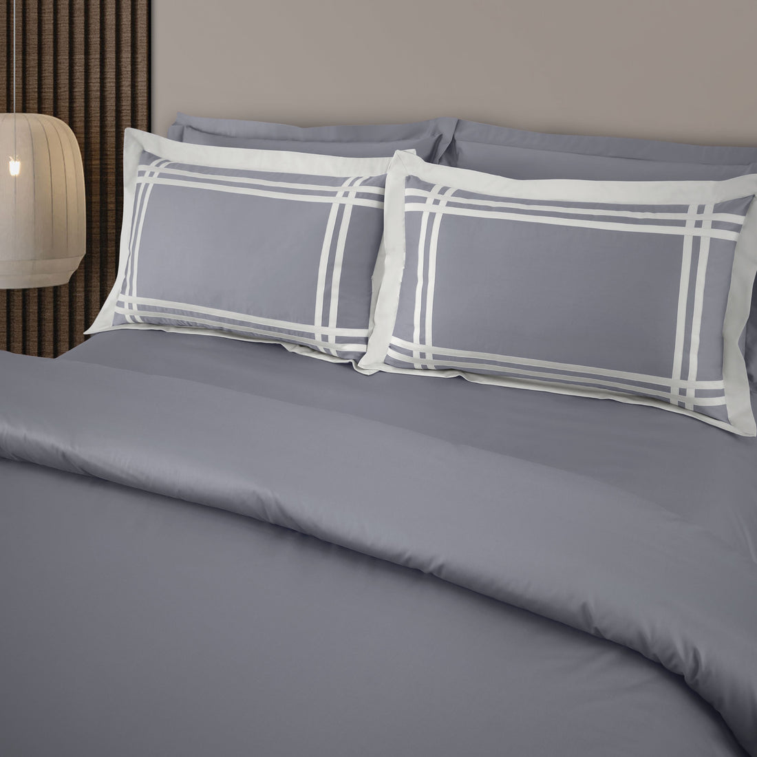 Jacquard King Size Bedsheet with 2 Pillow Covers-Grey