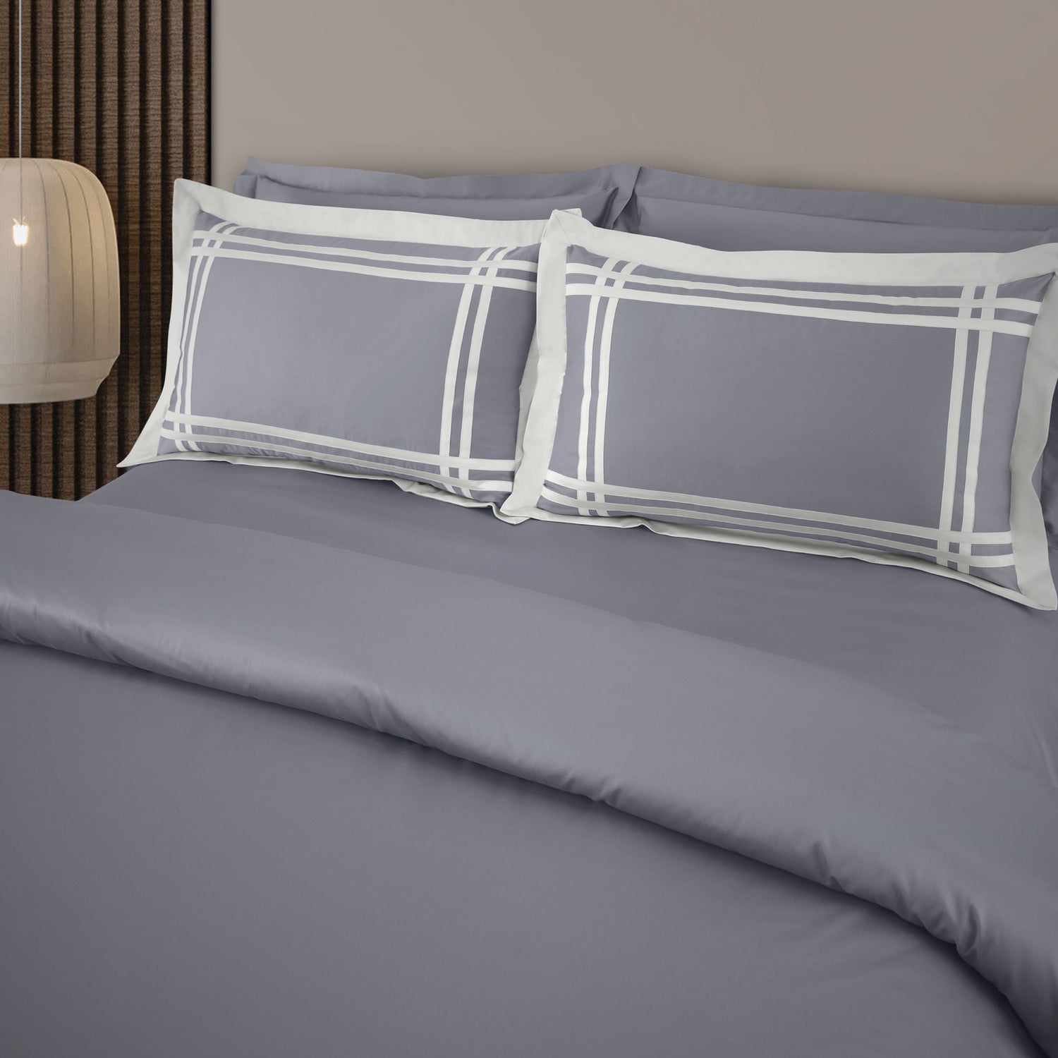 King Size Duvet Cover with Bedsheet and 4 Pillow Covers-Grey