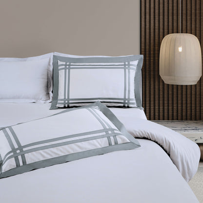 Jacquard King Size Bedsheet with 2 Pillow Covers-Silver Grey