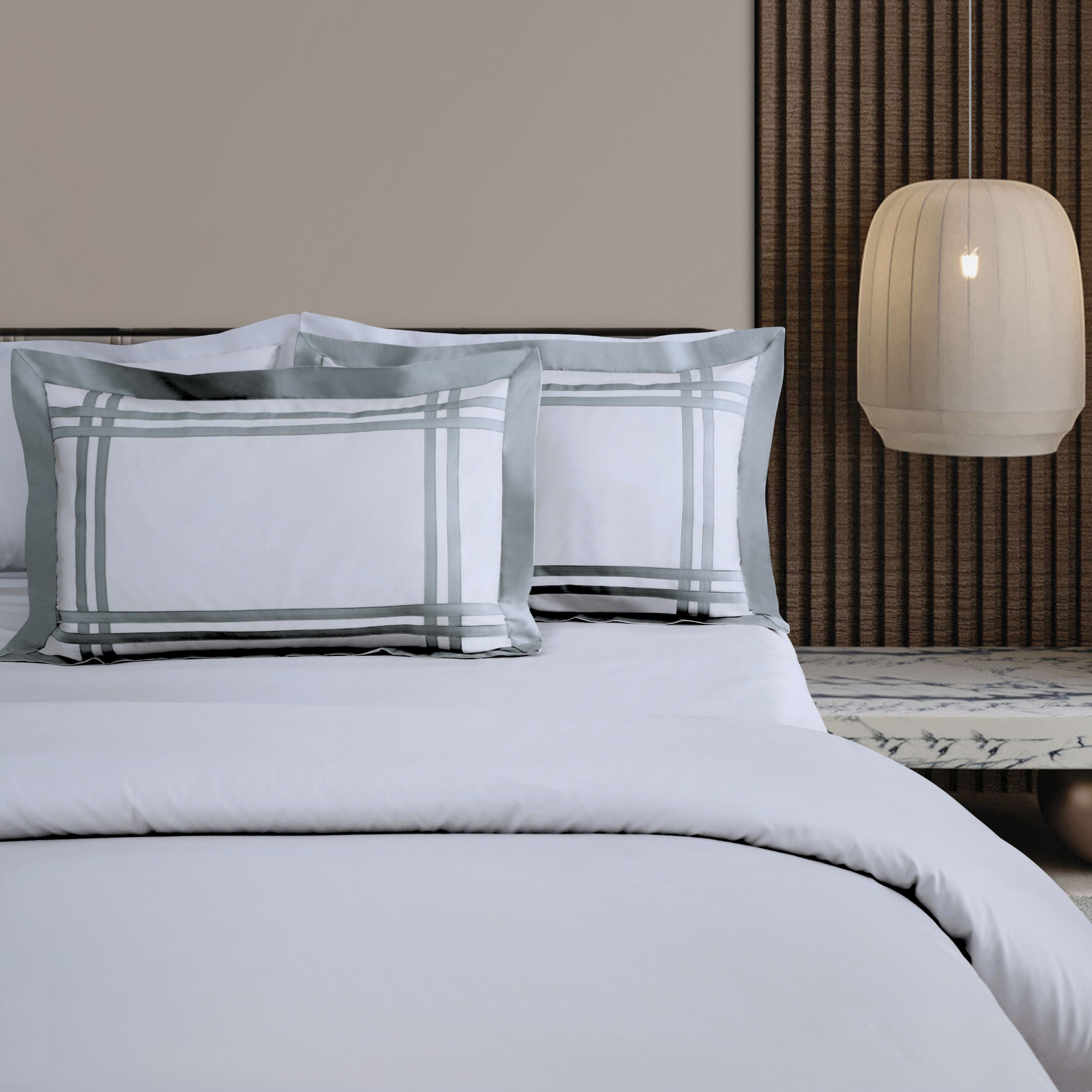 Jacquard King Size Bedsheet with 2 Pillow Covers-Silver Grey