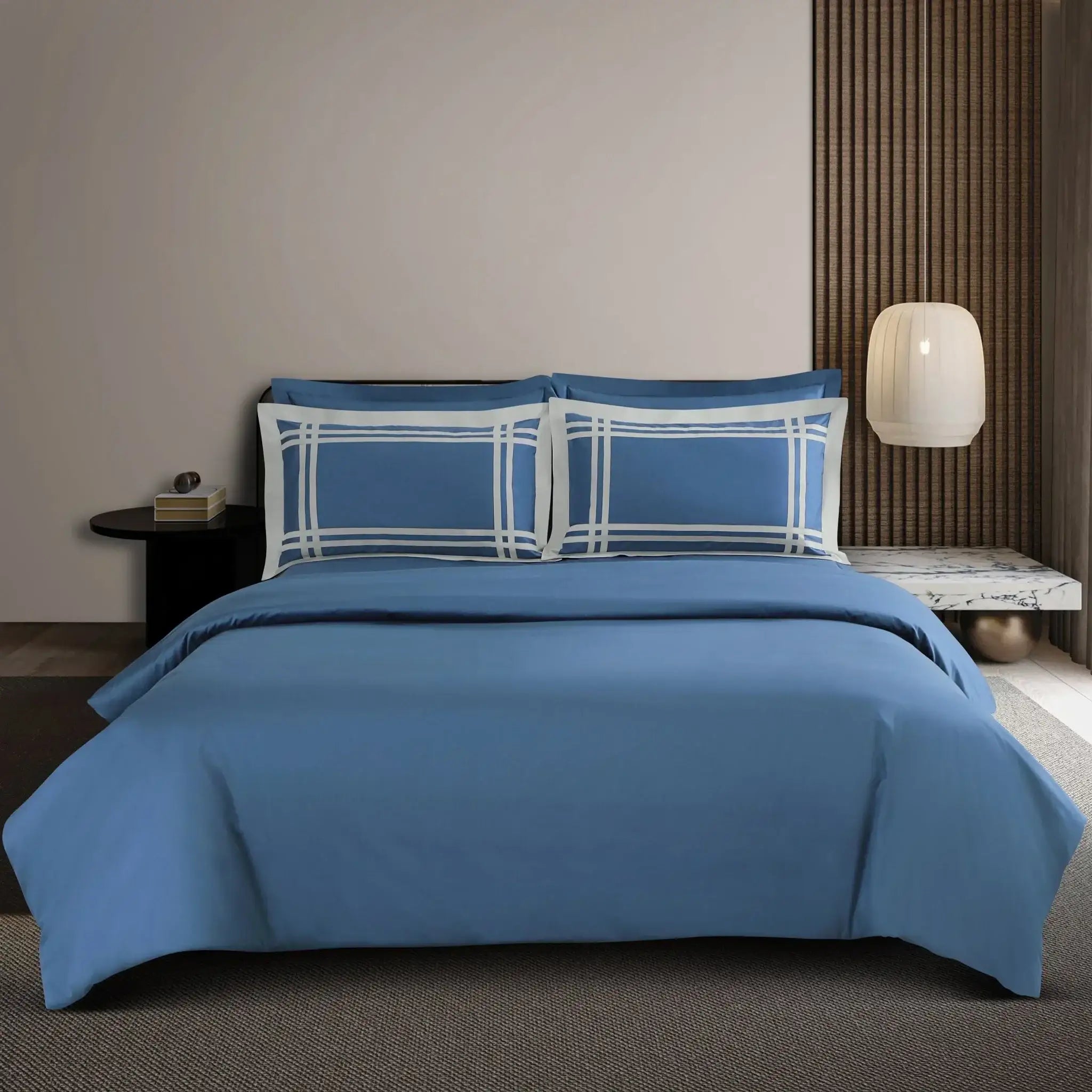 King Size Duvet Cover with Bedsheet and 4 Pillow Covers-Blue