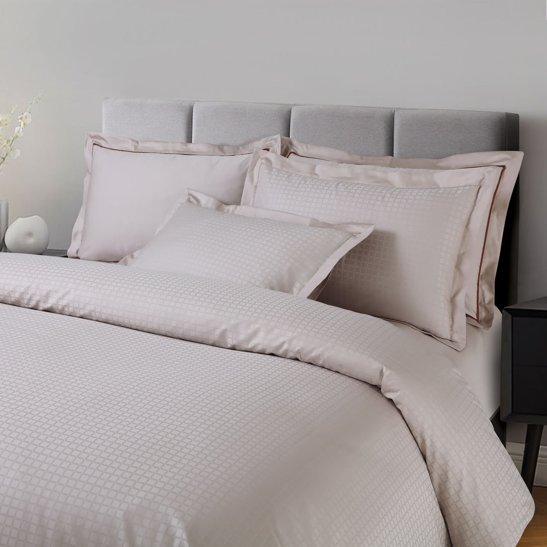 Como Jacquard Duvet Cover Set - Beige