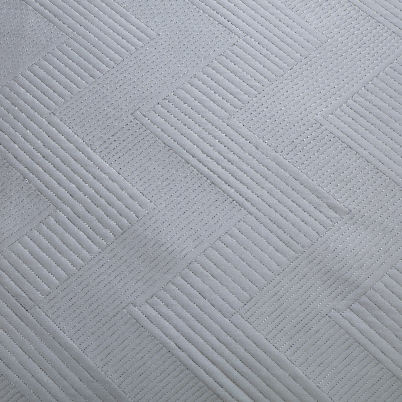 Kairo Quilted Bedcover - Pearl Grey