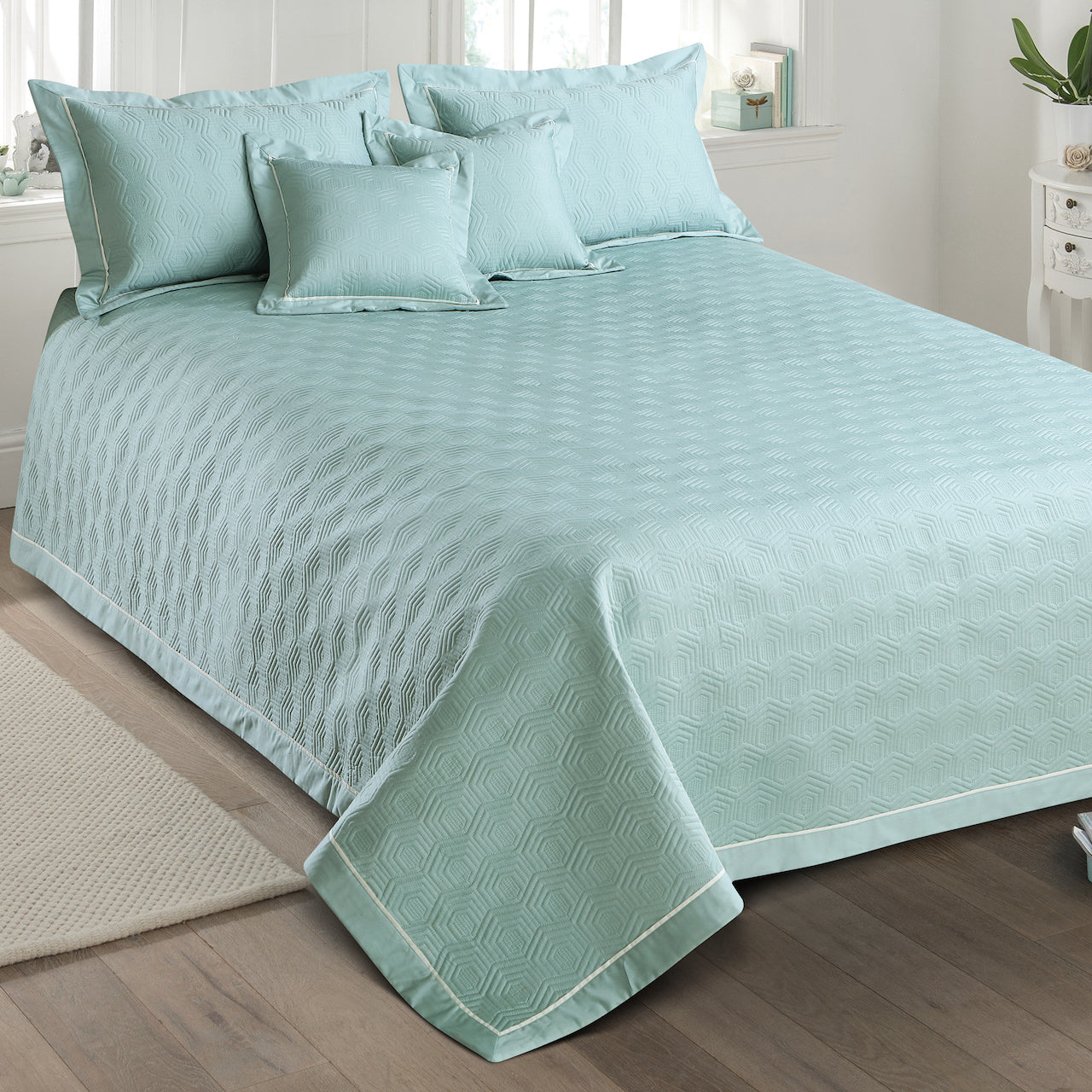 Kairo Quilted Bedcover - Mint Green