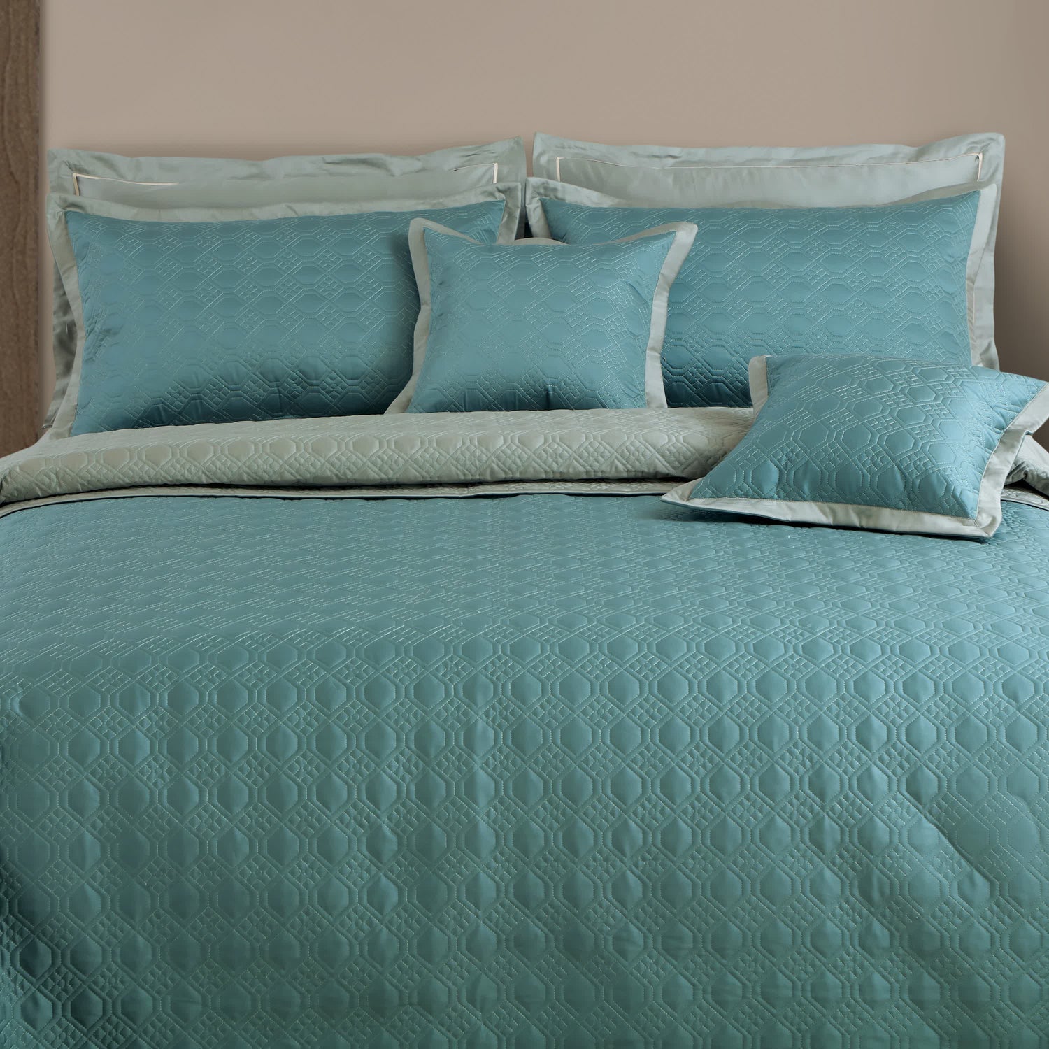 Luxe Reversible Bedspread Set - Teal &amp; Olive Green