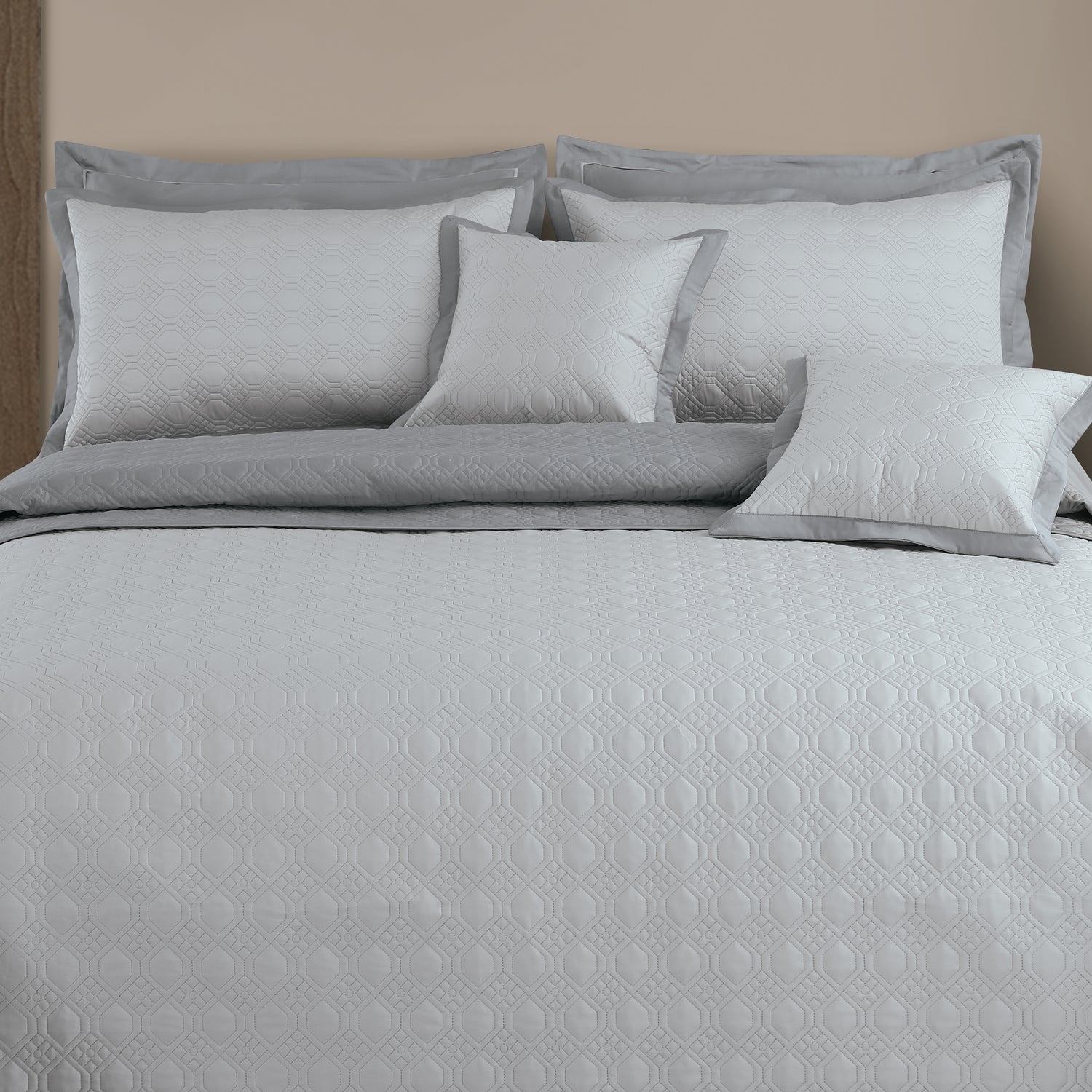 Luxe Reversible 8 Piece Bedspread Set-Silver Grey &amp; Grey