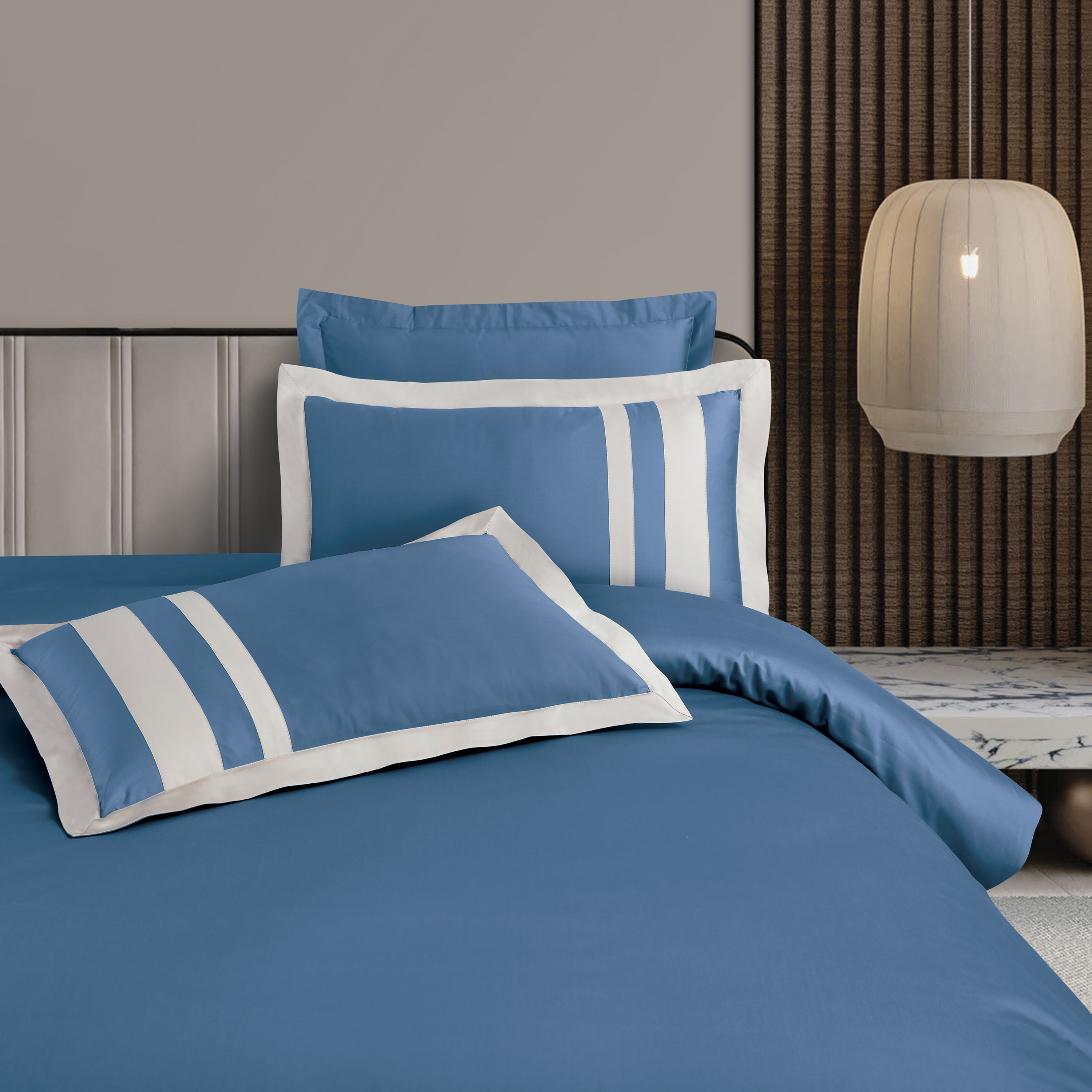 Jacquard King Size Bedsheet with 2 Pillow Covers-Blue
