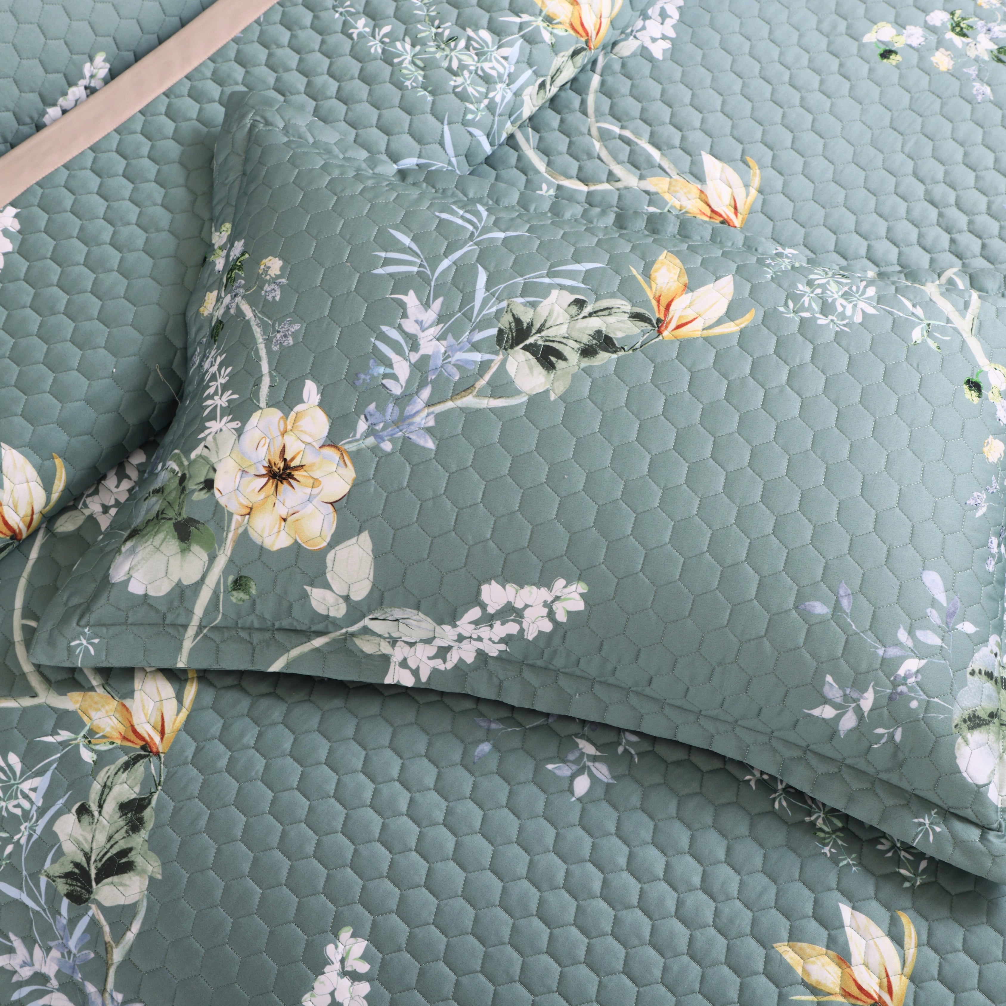 Royale Printed Quilted Bedspread Set with 2 Pillow Covers and 2 Cushion Covers-Green