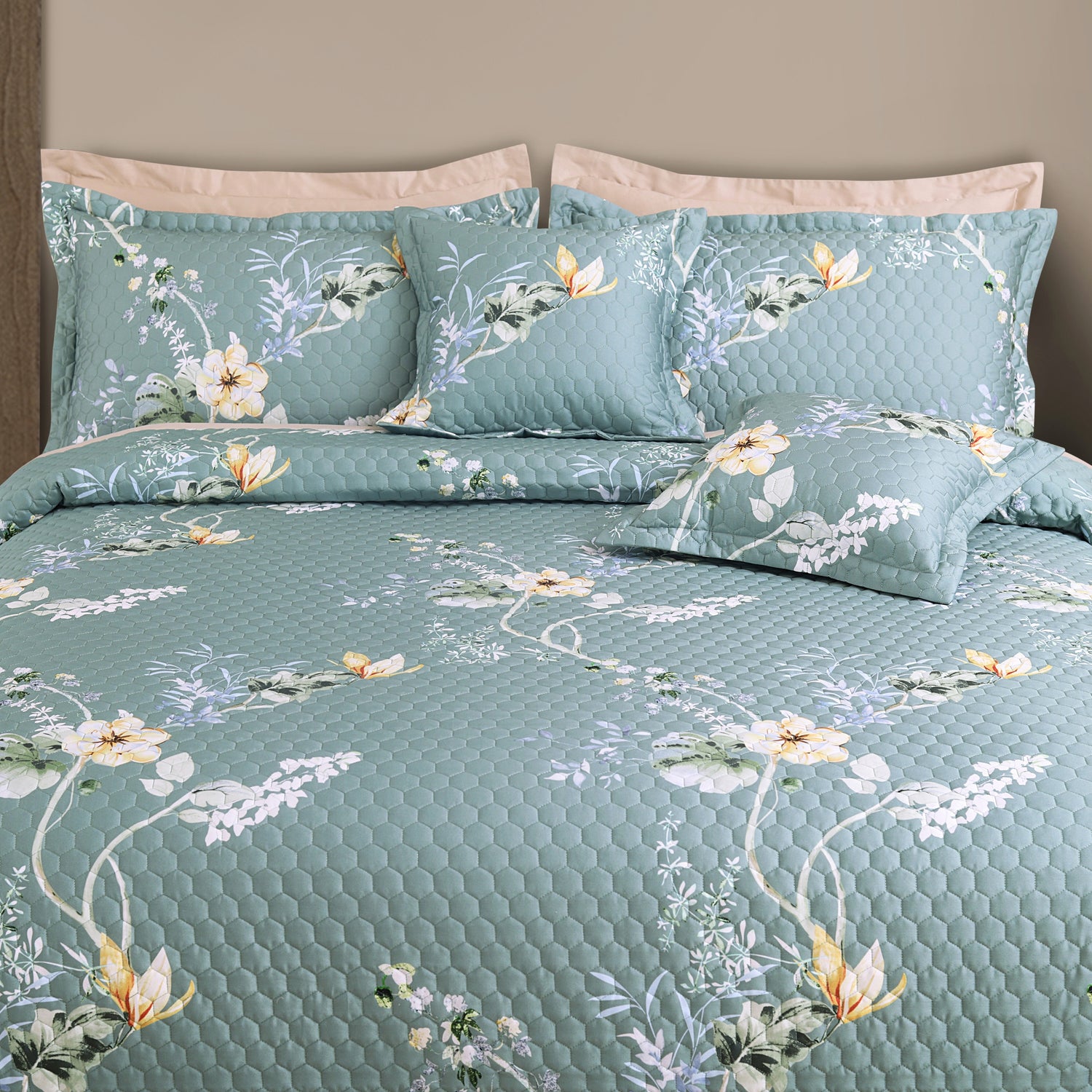 Royale Printed Quilted Bedspread Set with 2 Pillow Covers and 2 Cushion Covers-Green