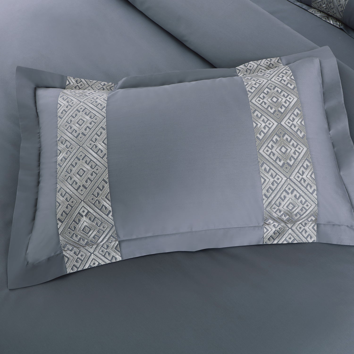 Luxe Stitch &amp; Dream Bedsheet with 2 Embroidered -2 Plain Pillow Cases -Grey