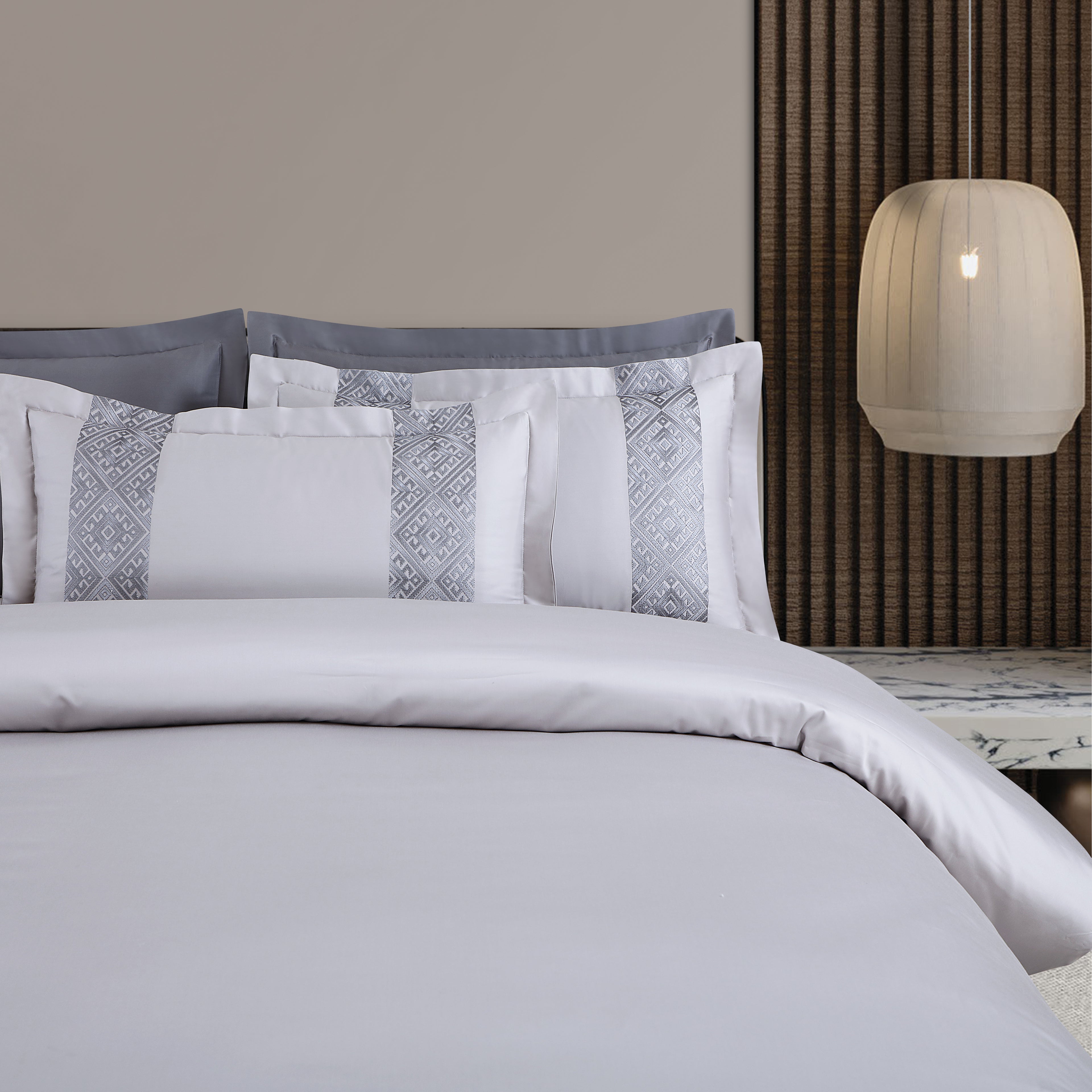 Luxe Stitch &amp; Dream Bedsheet with 2 Embroidered -2 Plain Pillow Cases -Silver Grey