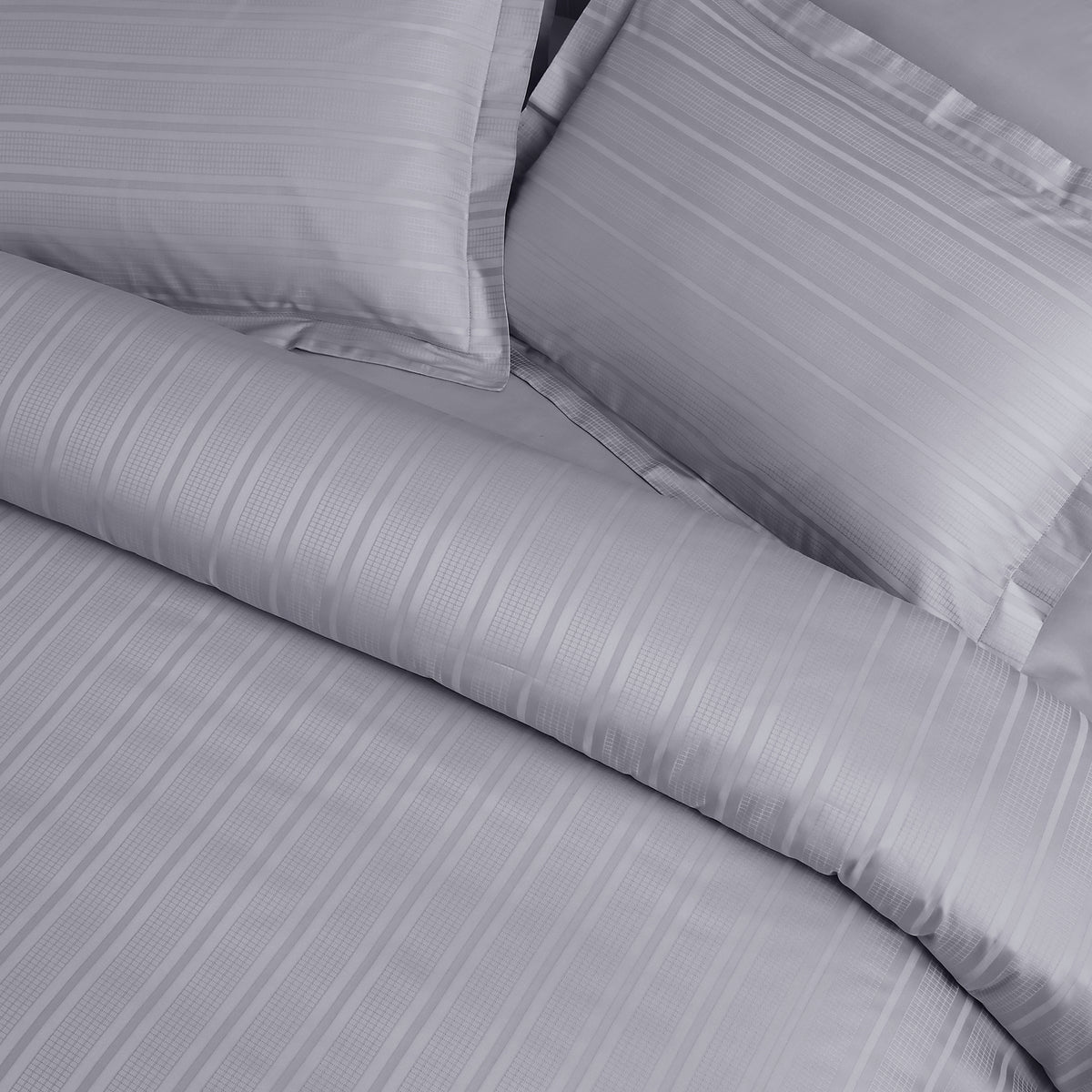 Jacquard King Size Bedsheet with 2 Pillow Covers-Silver Grey