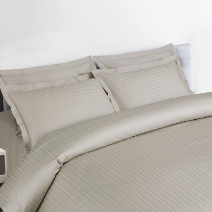 Jacquard Duvet Cover Set with King Size Bedsheet and 4 Pillow Covers-Olive Beige
