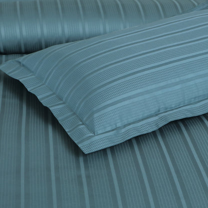 Jacquard Duvet Cover Set with King Size Bedsheet and 4 Pillow Covers-Teal Green