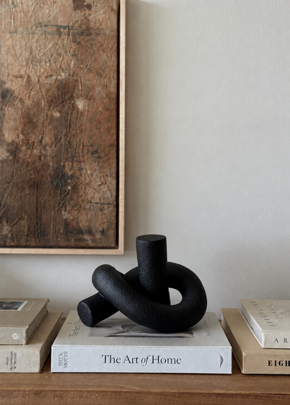 Arden Black Knot Accent