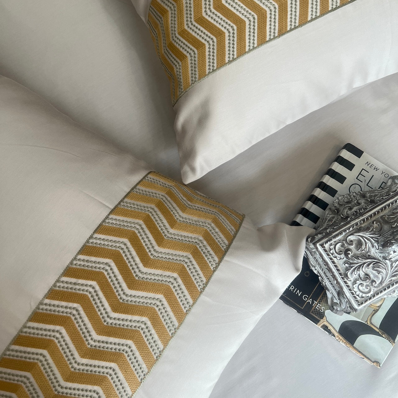 Chevron Ivory Bedsheet Set