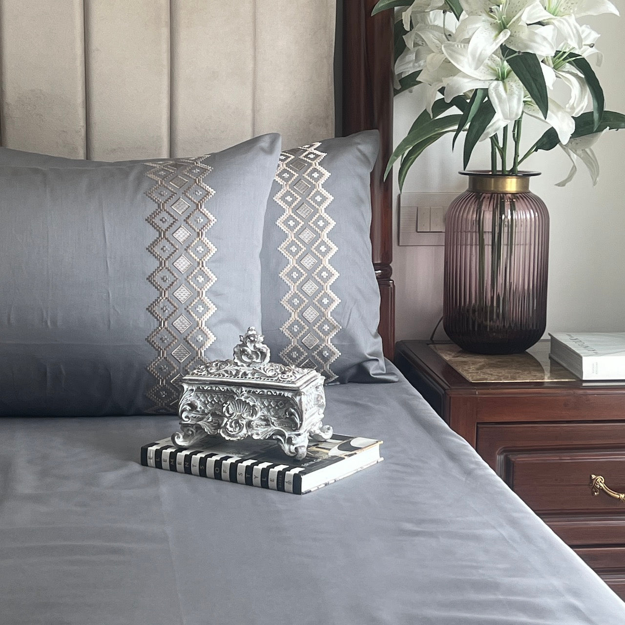 Diandra Dark Grey Bedsheet Set