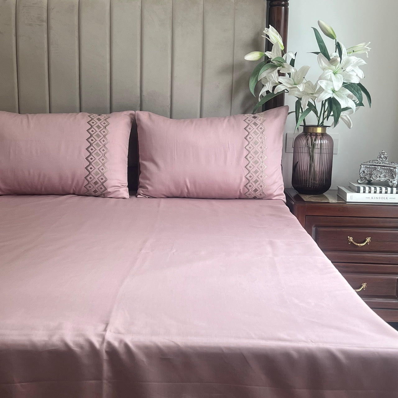 Diandra Old Rose Bedsheet Set