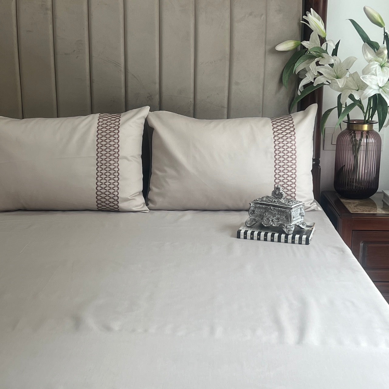 Lisse Ivory Bedsheet Set