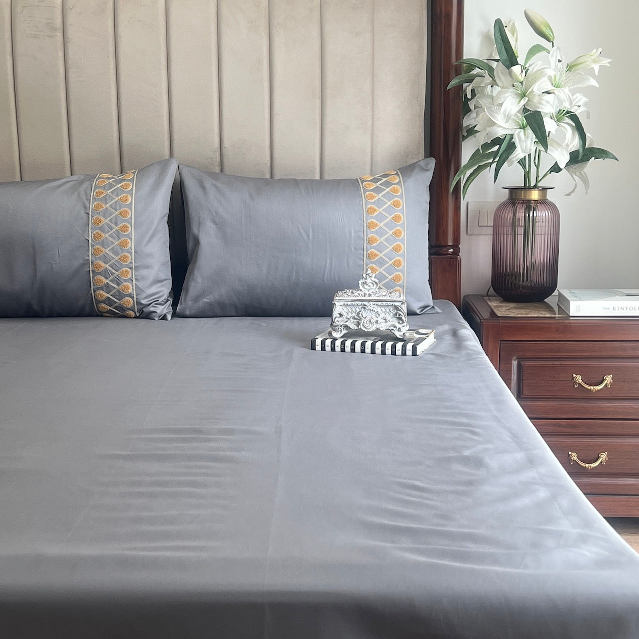 Zenith Dark Grey Bedsheet Set