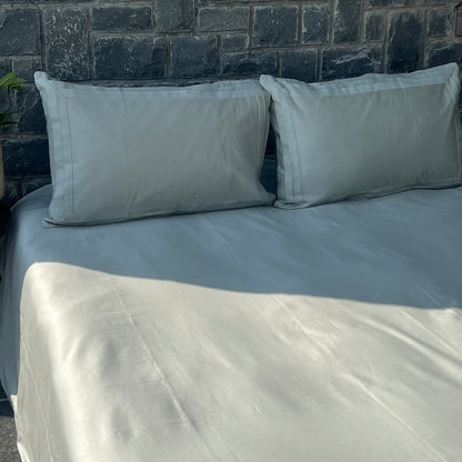 Tri-Pleat Pearl Grey Bedsheet Set