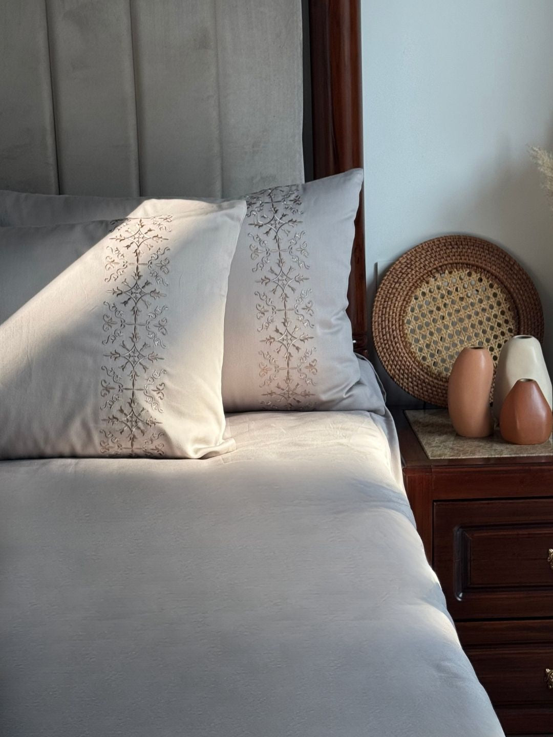 Luna Silver 300TC Cotton Bed Sheet with 2 Embroidered Pillow Covers