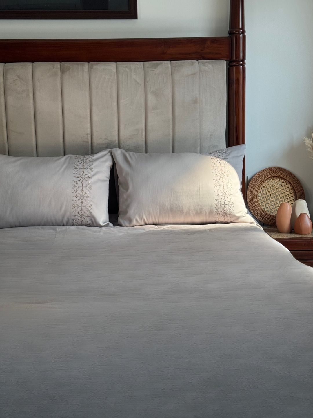 Luna Silver 300TC Cotton Bed Sheet with 2 Embroidered Pillow Covers