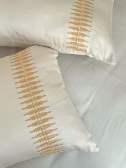 Stella Oats Beige 300TC Cotton Bed Sheet with 2 Embroidered Pillow Covers