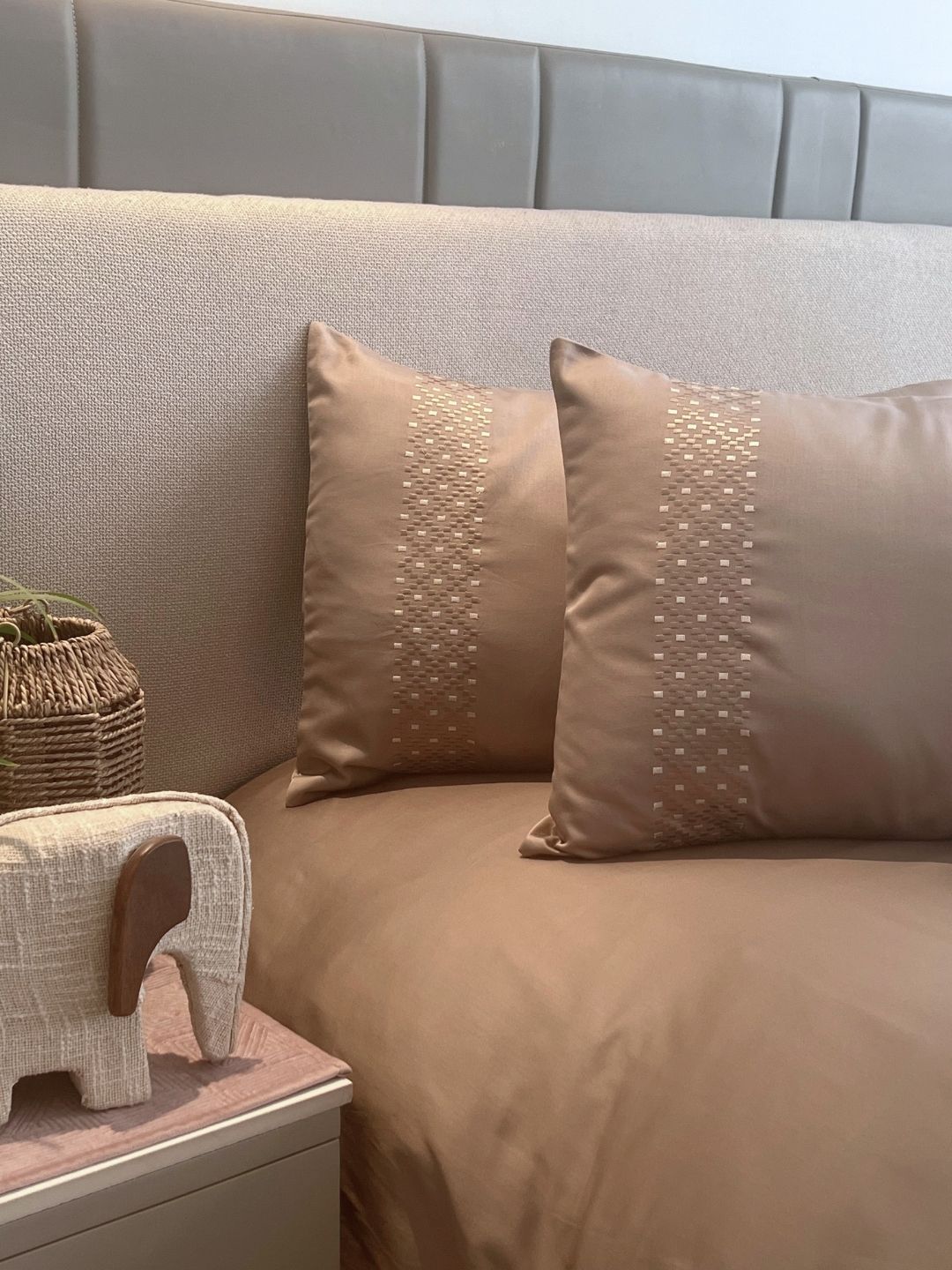 Tessa Mocha 300TC Cotton Bed Sheet with 2 Embroidered Pillow Covers