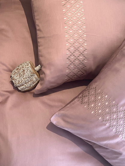 Tessa Old Rose 300TC Cotton Bed Sheet with 2 Embroidered Pillow Covers