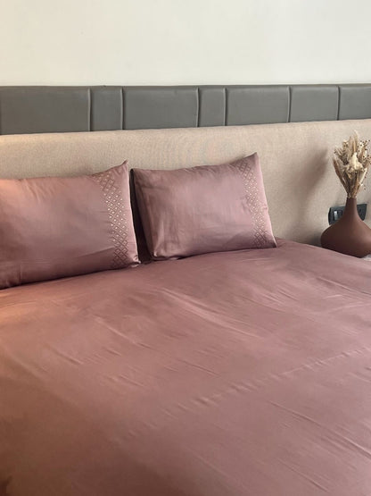 Tessa Old Rose 300TC Cotton Bed Sheet with 2 Embroidered Pillow Covers