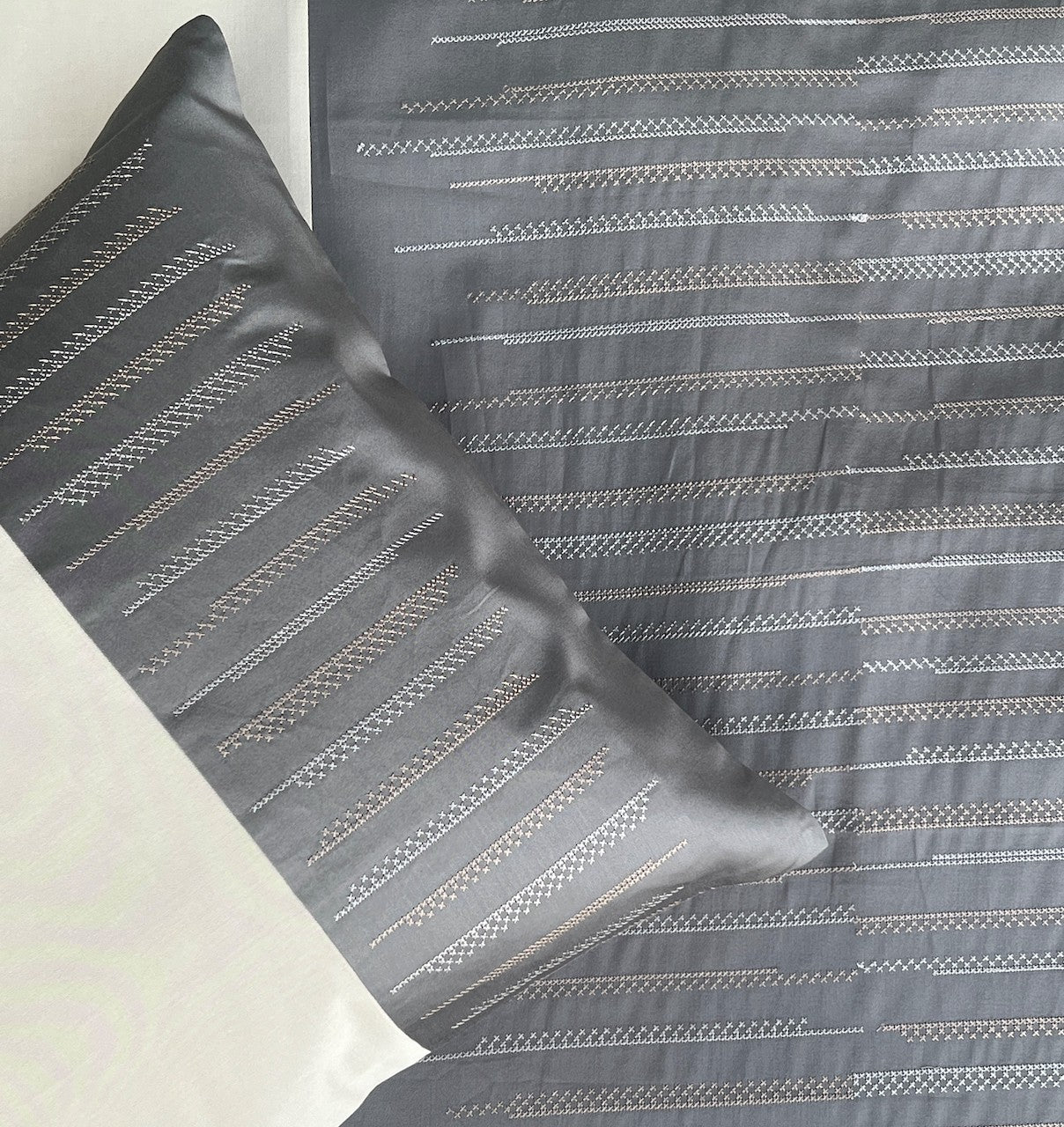 Speckle Beige And Elephant Grey Embroidered Bedsheet Set