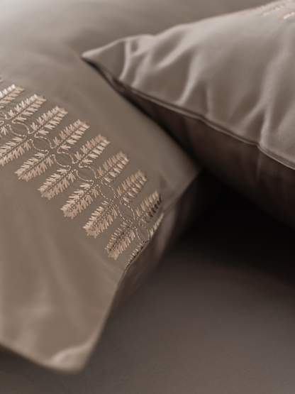 Elise Grey Cotton Embroidered Duvet Cover With Bedsheet And 2 Pillow Covers