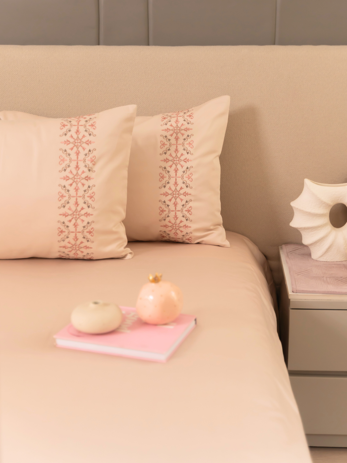 Luna Rose Cotton Embroidered Duvet Cover With Bedsheet And 2 Pillow Covers